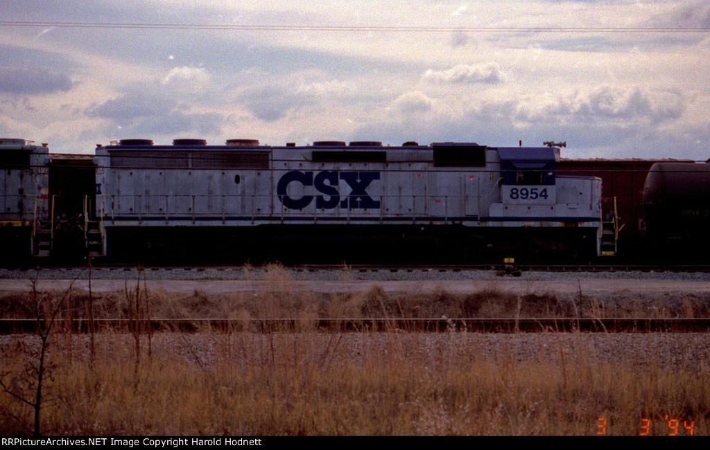 CSX 8954